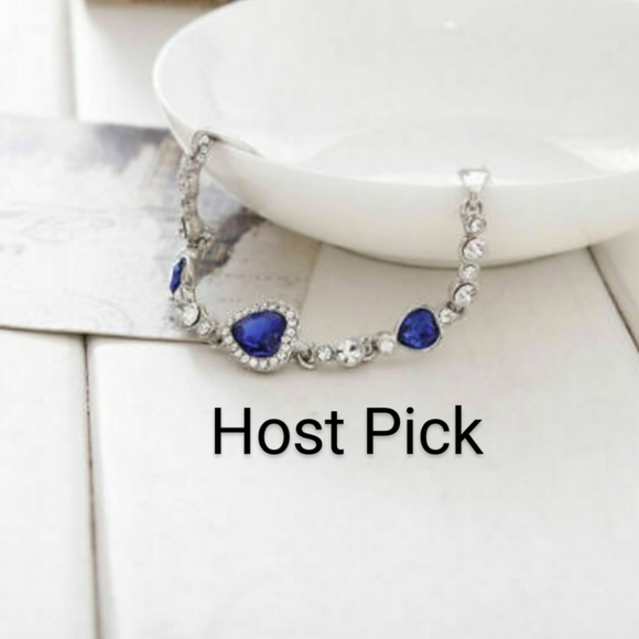 Gorgeous Silver Heart Blue Crystal Bangle Bracelet - Picture 3 of 6